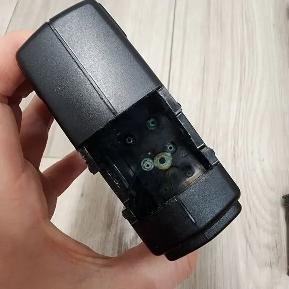 Nikon SS-15 Camera Flash w/Case included - Picture 8 of 10